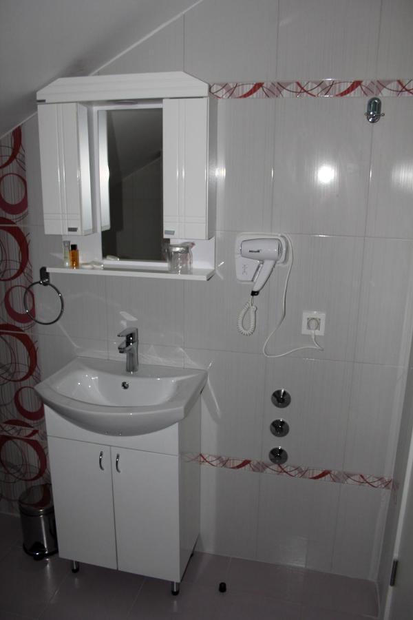 Royal Apartmani Banja Luka Bagian luar foto