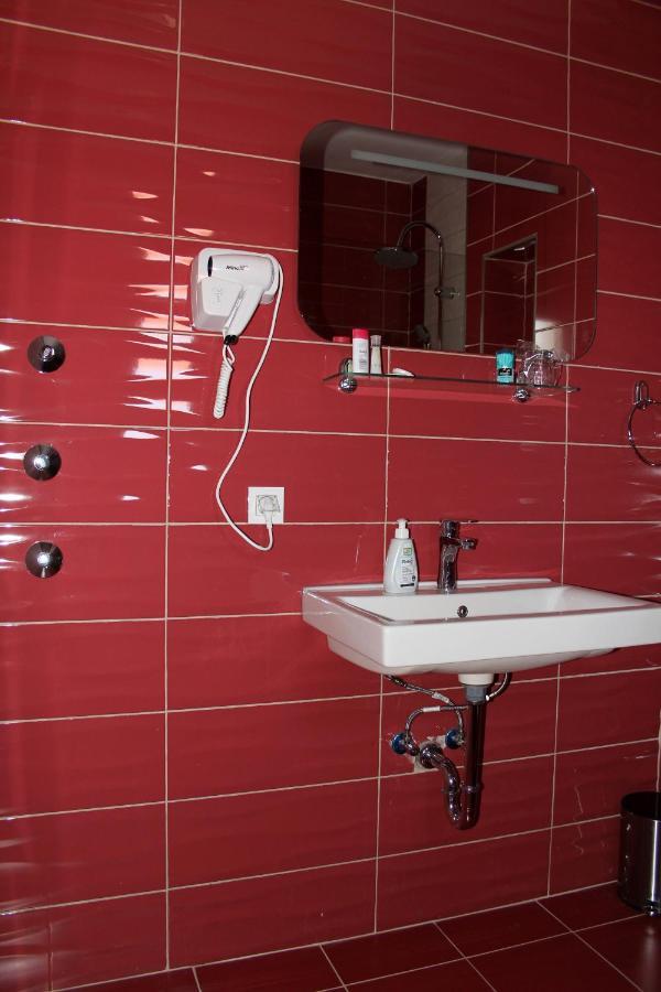 Royal Apartmani Banja Luka Bagian luar foto