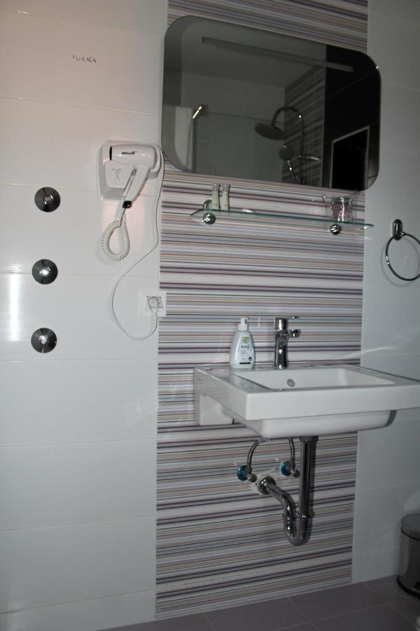 Royal Apartmani Banja Luka Bagian luar foto