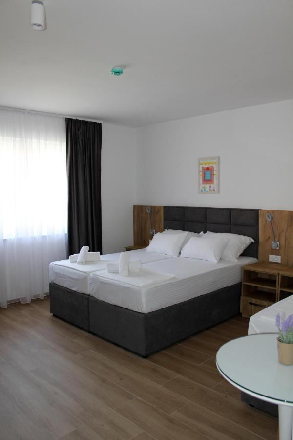 Royal Apartmani Banja Luka Bagian luar foto
