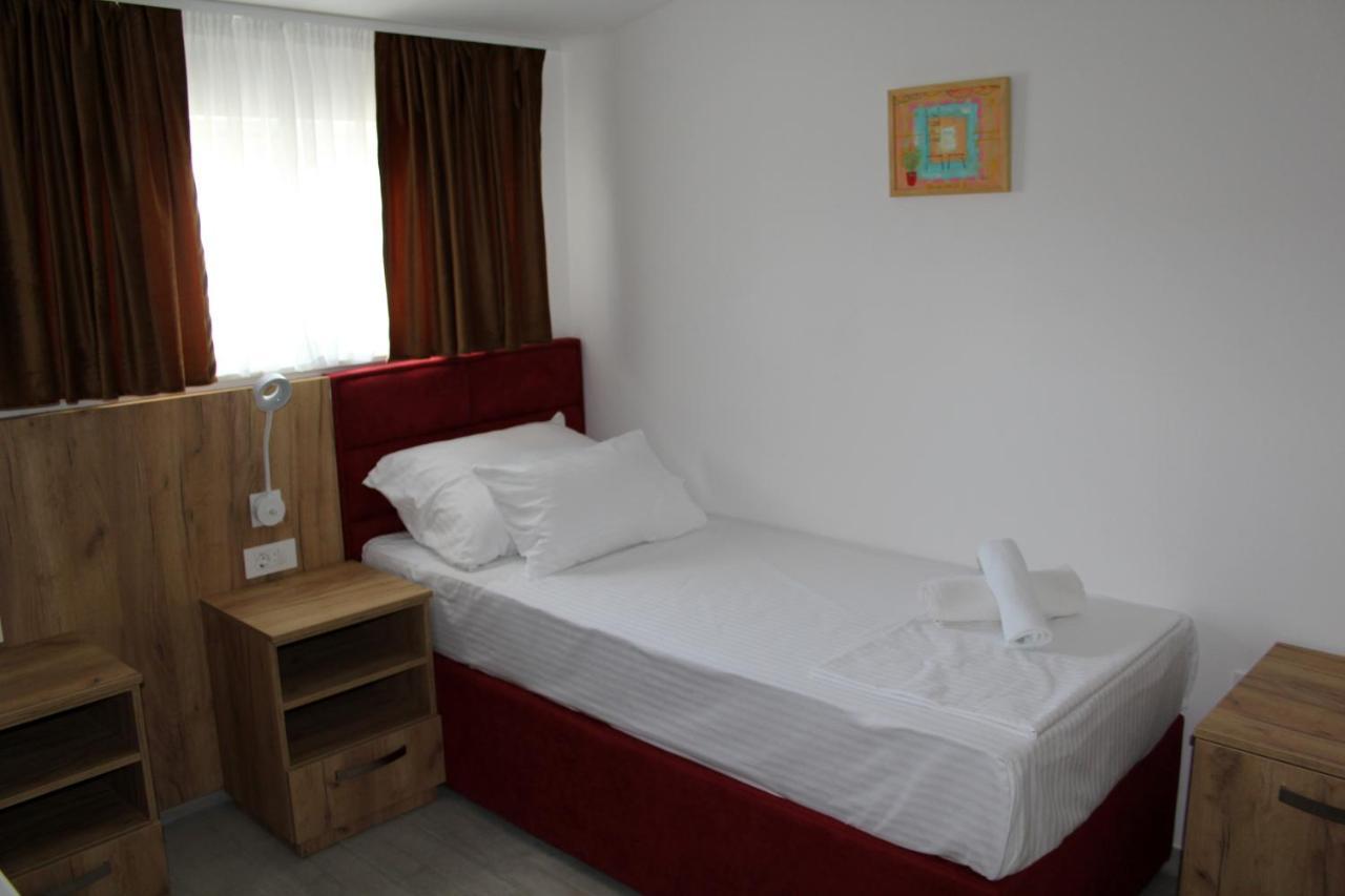 Royal Apartmani Banja Luka Bagian luar foto